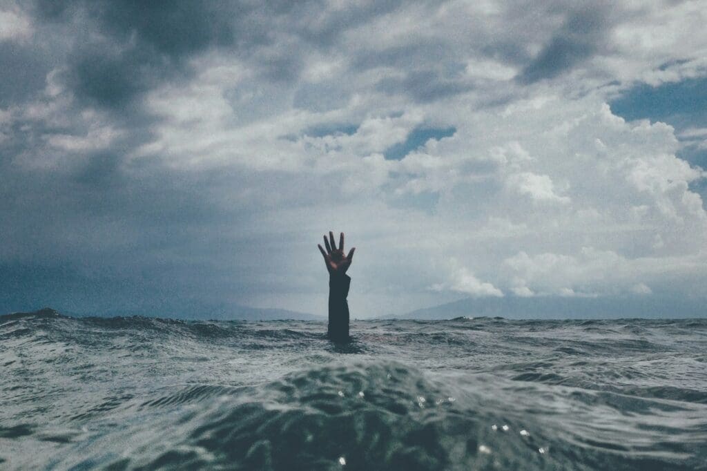 This user is in trouble, but can they afford to pay for a rescue?